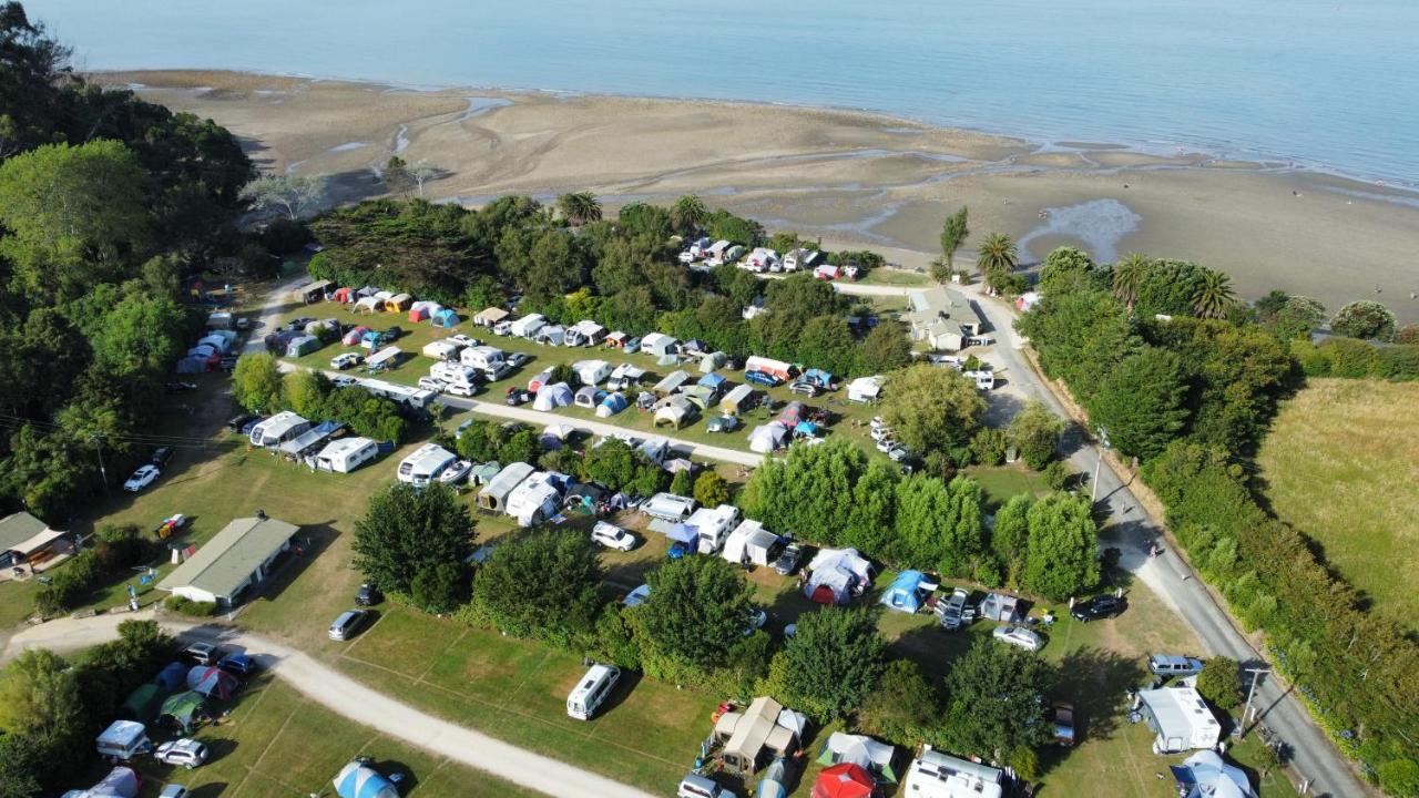 Golden Bay Holiday Park Onekaka Dış mekan fotoğraf